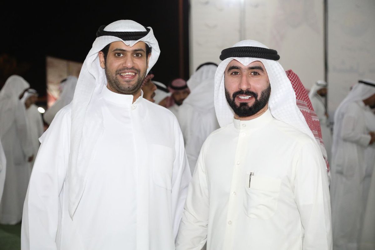 MnasbatALdhfeer's tweet photo. إفتتاح مقر مرشحكم 

مشعل ساير الظفيري

 @meshal_aldefery 

تغطية مصور مناسبات الظفير 
للحجز : 55044080 https://t.co/QVoNPcVDE1