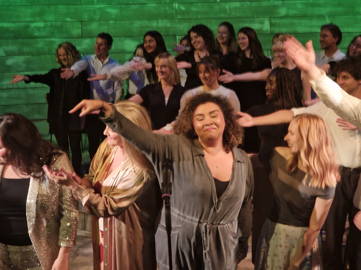 All That Dazzles tweet media