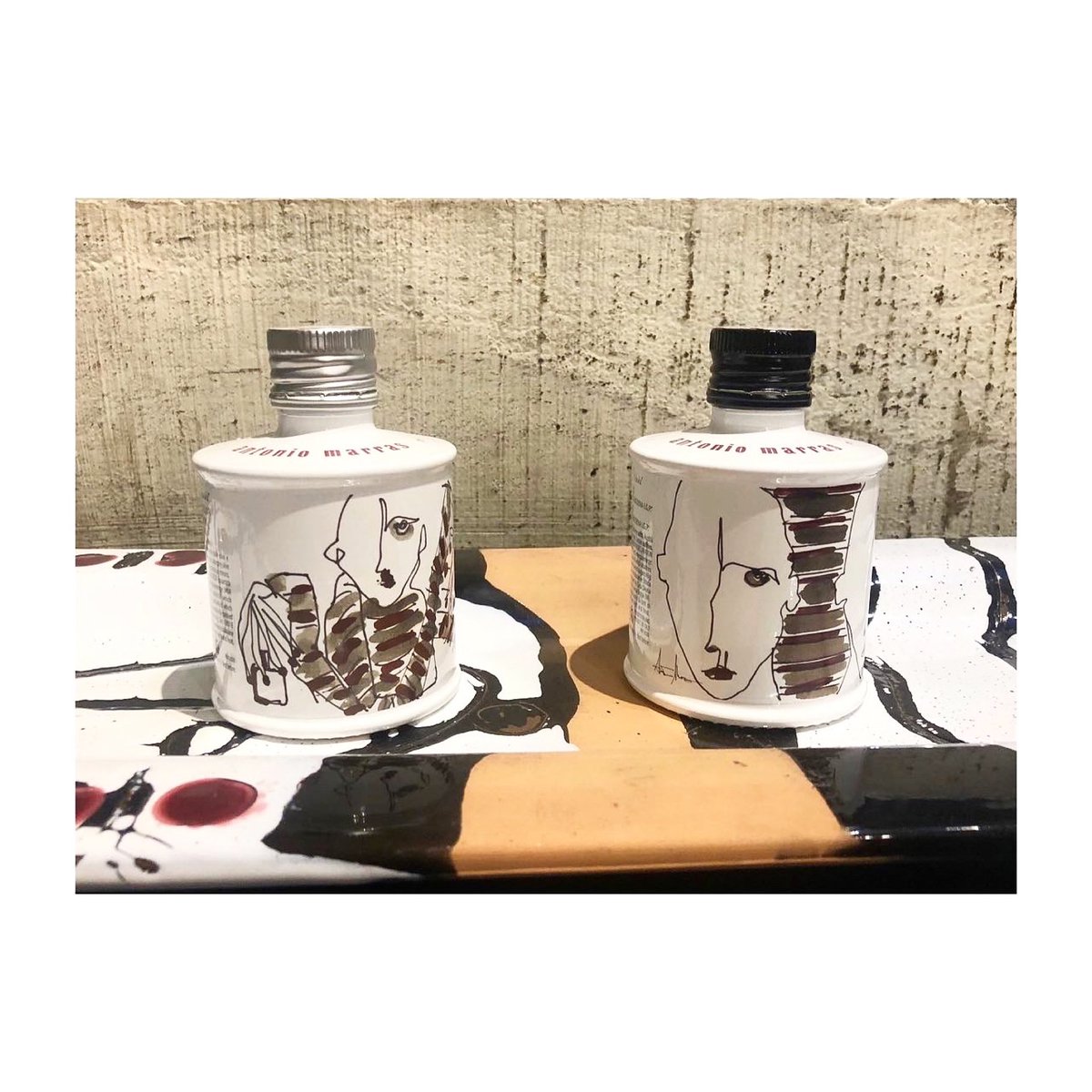 Oil and vinegar @antoniomarrasofficial by @galateofriends #capsulecollection #signature #galateoandfriends @antoniomarras_personal #extravirginoliveoil #taggiasca #foodandfashion @foodlovesfashion_ #onlineshopping #brandidentity #coolest