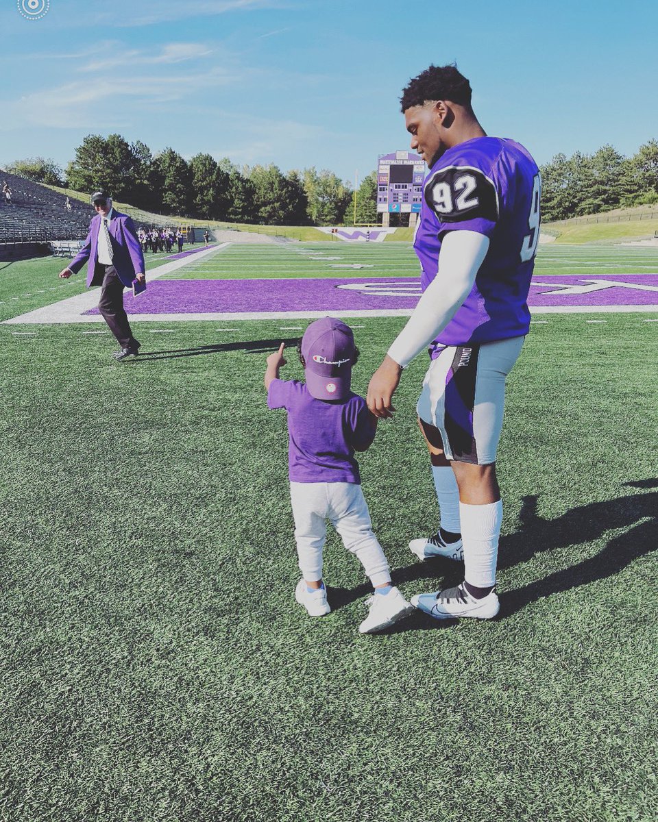 sammysm76740274's tweet photo. If any colleges are recruiting or need an Hybrid DE/LB pls contact me I need a place to call home, open to any opportunity‼️‼️‼️
@SSN_Portal @RivalsPortal @247SportsPortal @PrepRedzoneWI @Bryan_Ault @MWCScouting @AllenTrieu https://t.co/sUFIxOzSBy