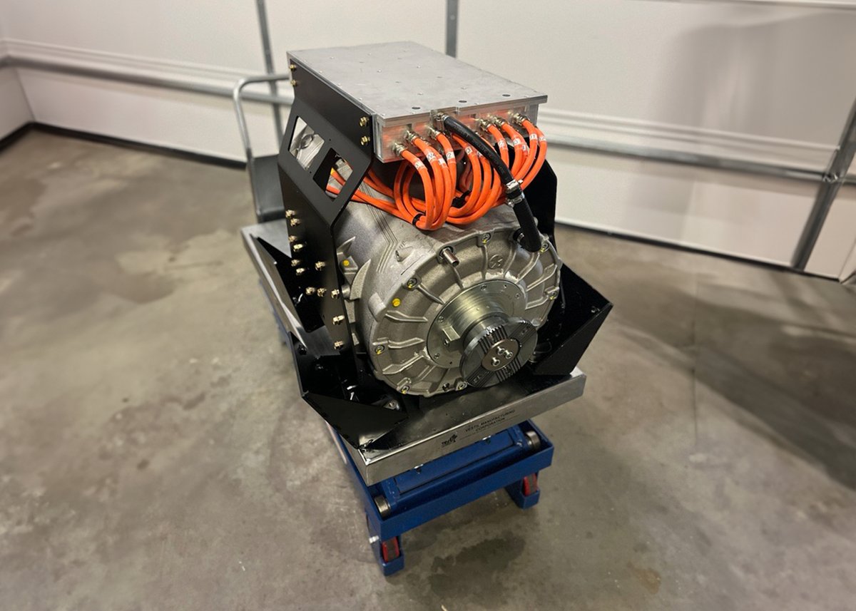 exrotech's tweet image. Behind every great electric vehicle, there&apos;s a heart and a brain. While motors and batteries are the heart, our Coil Driver™ is the brain, meticulously optimizing every pulse and power flow.

Learn more: links.exro.com/3M5avAa

#Exrotech #Electrification #OptimizingPower