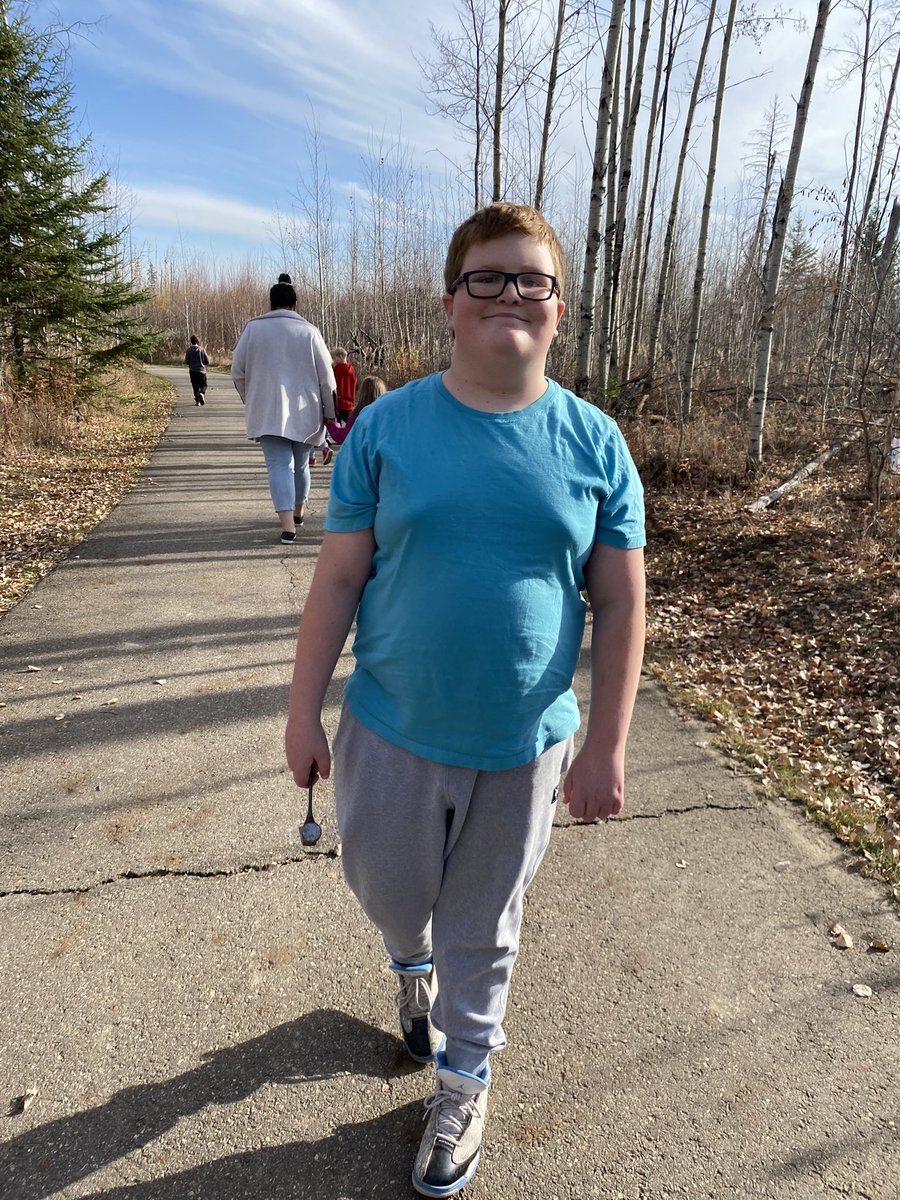 Indigenous Culture LIM group are getting ready for the Walk for Wenjack. They are putting up the story walk on the path. <a href="/McNeillyfmpsd/">@DaveMcNeilly</a> <a href="/FMPSD/">Fort McMurray Public School Division</a> <a href="/indigenousFMPSD/">Indigenous FMPSD</a> <a href="/FMPSD7Habits/">FMPSD Leader In Me</a> <a href="/downiewenjack/">Downie Wenjack Fund</a>