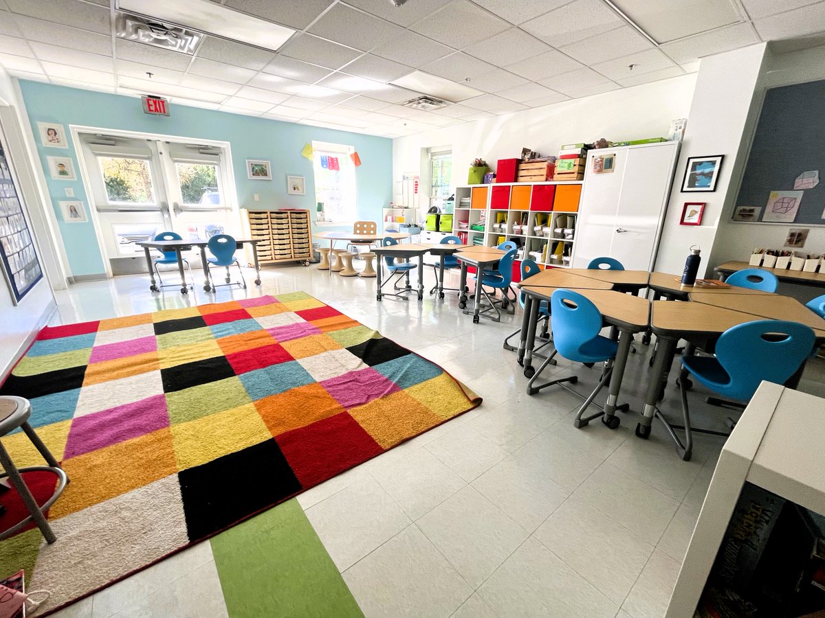 AustinIntSchool's tweet photo. A special thank you to our teachers, staff, and volunteers who generously devoted their time before the fall break to help arrange our new furniture. Our classrooms look terrific, and our students are enjoying their new desks and flexible seating!
#austininternationalschool https://t.co/kZXcqa9SD2