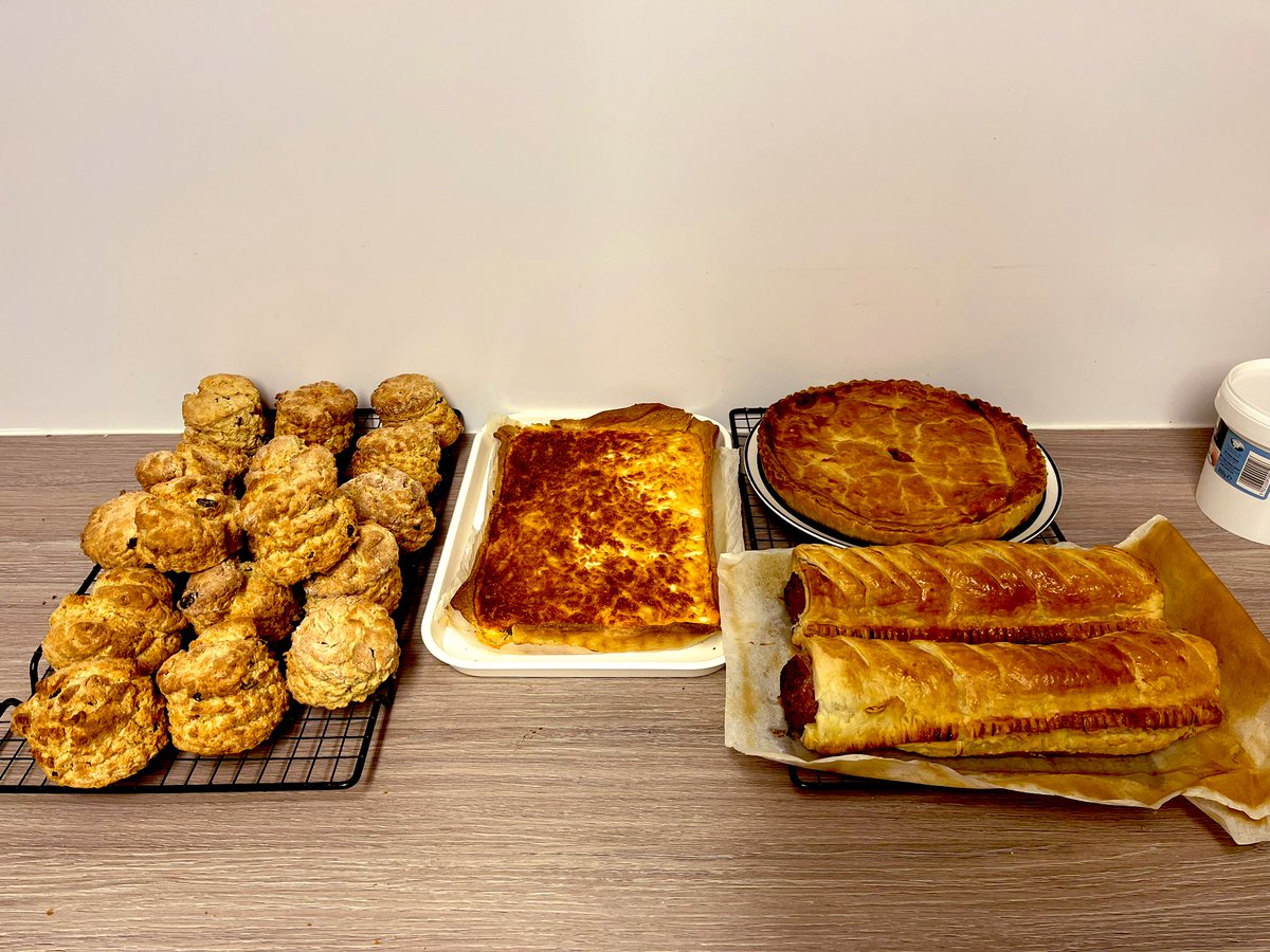 Bit of baking for the cafe this morning! 
#Homemade #CoffeeHut #CwtCoffi #Llangefni Cheese & onion pie, caramelised red onion quiche, sausage rolls & our delicious scones! 😋