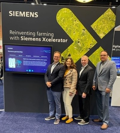 SiemensUSA's tweet image. Vertical farming is flourishing thanks to digitalization. 🥬 

With #SiemensXcelerator, @80AcresFarms is scaling the next generation of food that’s grown in eco-friendly indoor farms closer to consumers tables. 

Catch the 80 Acres team at our booth this week at #GartnerSYM!