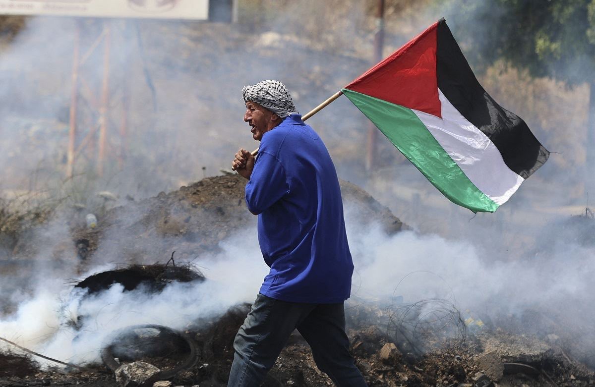 Bkaaaaaaar's tweet photo. نعزي أنفسنا في أهلنا وأشقائنا أهل فلسطين. 🇵🇸
أهل العزة والكرامة والنخوة. 💪🏻
أهل الأرض وأصحابها رغم أنف الجميع!
نعتذر لأهلنا عن قلة الحيلة ... ولا نملك إلا الدعاء.
فاللهم ثبتهم وآمن خوفهم.
اللهم انصرهم وأعزهم وأرنا عجائب قدرتك يا الله.
أنا لا أدعم القضية الفلسطينية .. أنا صاحبها https://t.co/bjBmKaUJJp