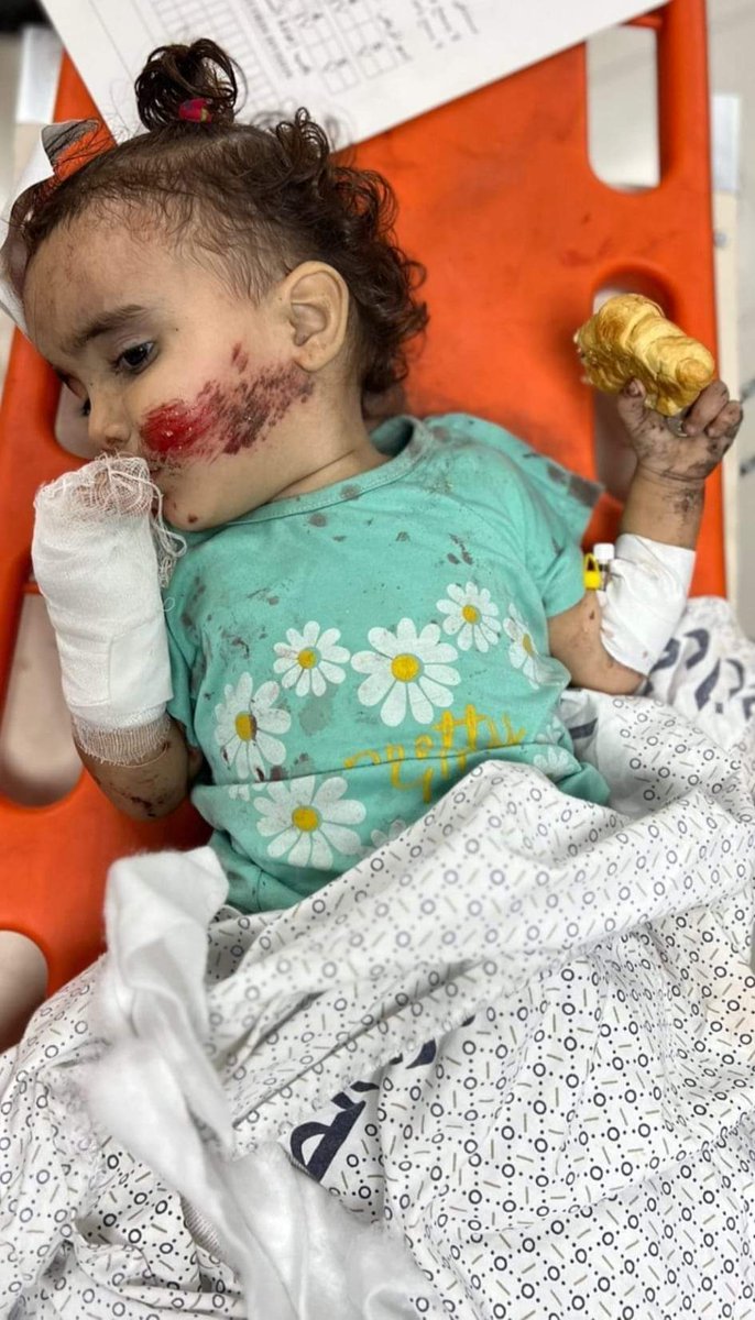 اجلسوا على عروشكم واحتفظوا بجيوشكم ودباباتكم و طائراتكم ودعواالشعوب وأفسحوا الطريق للرجال
دعونانقاتل ونقتل على أعتاب فلسطين وانعموا ما شئتم بالحياة
افسحوا المجال للرجال ودعوا الشهداء تملأ الطرقات،لاعليكم فالموت في سبيل القدس حياة والعيش في كنفكم ذل
خسئتم ياحكام العرب
#سنسحق_جيشكم