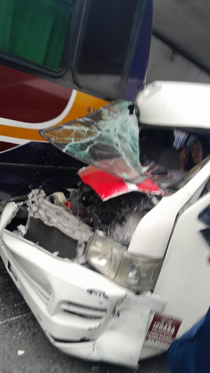 La velocidad M A T A. 

Urge reglamentar las velocidades en nuestro #Edomex. U R G E.