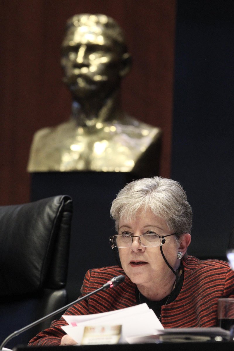 📸 La canciller <a href="/aliciabarcena/">Alicia Bárcena</a>, en el pleno del <a href="/senadomexicano/">Senado de México</a>, destacó en su respuesta a la sesión de preguntas, por motivo de la glosa del V Informe de Gobierno, la condena a los actos cometidos por Hamás al pueblo de Israel, así como la situación ocasionada en Gaza:
