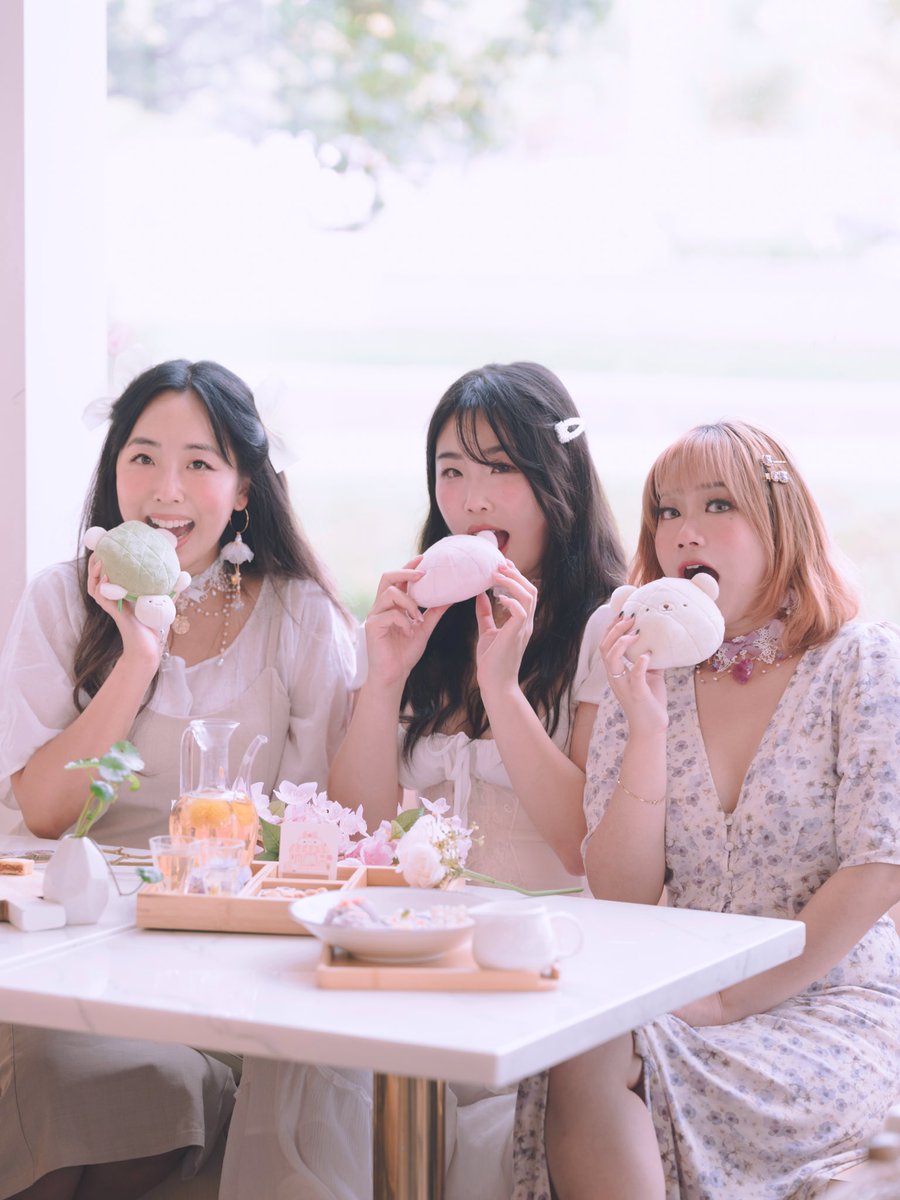 mokapuff 🍞 PRE0RDERS RUN 1/20-3/3 tweet media