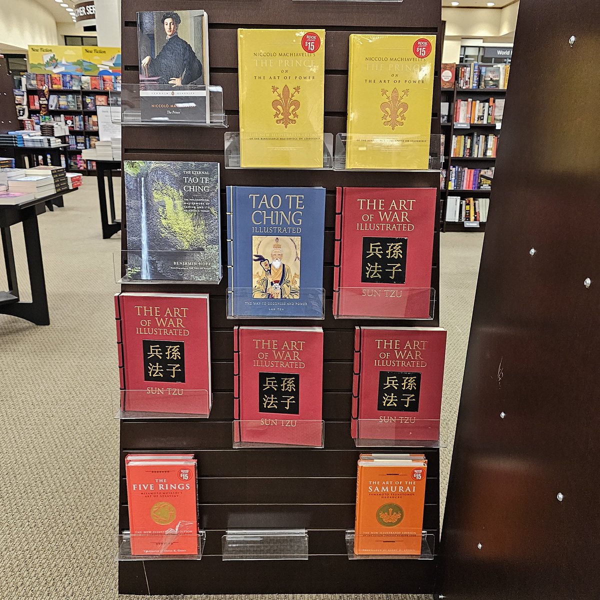 AuthFreyaLarsen's tweet photo. That copy of #ThePrince is beautiful.
#nicolomachiavelli #classics #leatherboundbooks #silkbound #oldbooks #stillrelevant #bookstoread #bookstoreadbeforeyoudie #yellowbooks #giftideas #barnesandnoble #bn #bookshopping #shopwithme    #theartofwar #renaissance #borgia #cesareborgia https://t.co/Wljvz3F9vw