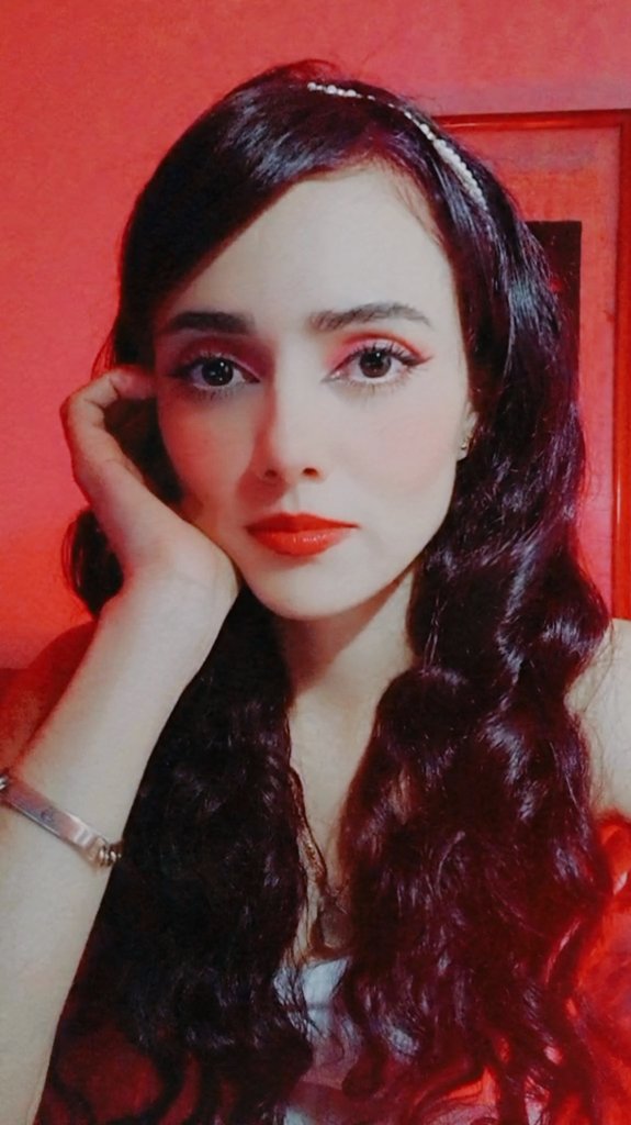 Bett_cc's tweet photo. ❤❣💥#NuevaFotoDePerfil 💥❣ ❤ https://t.co/kJ6D755bJj