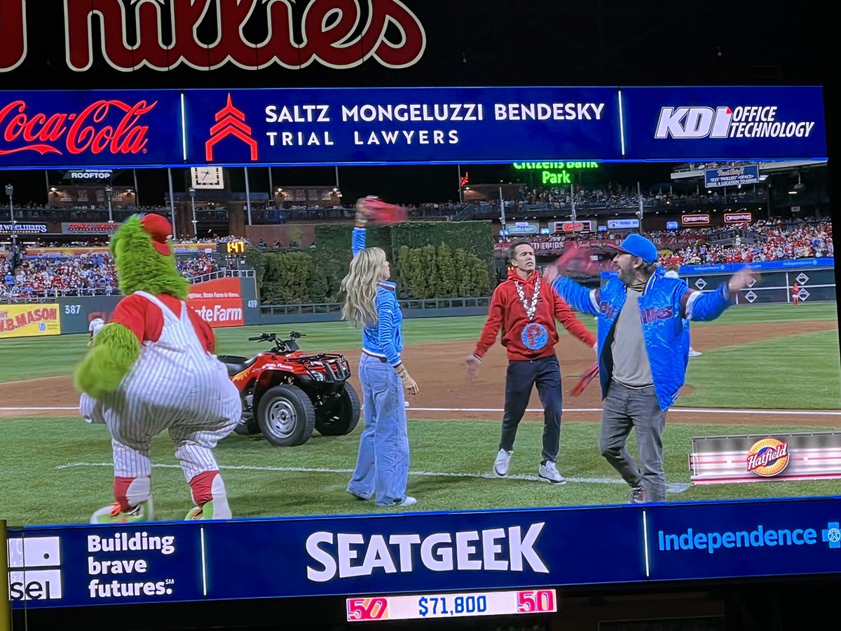 Todd Zolecki tweet media
