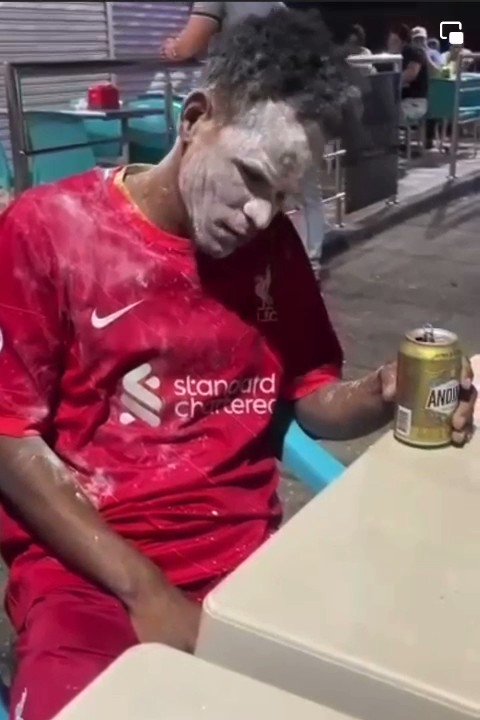 ElGolGarracol's tweet image. Lucho Díaz

En el Liverpool   //   En la selección