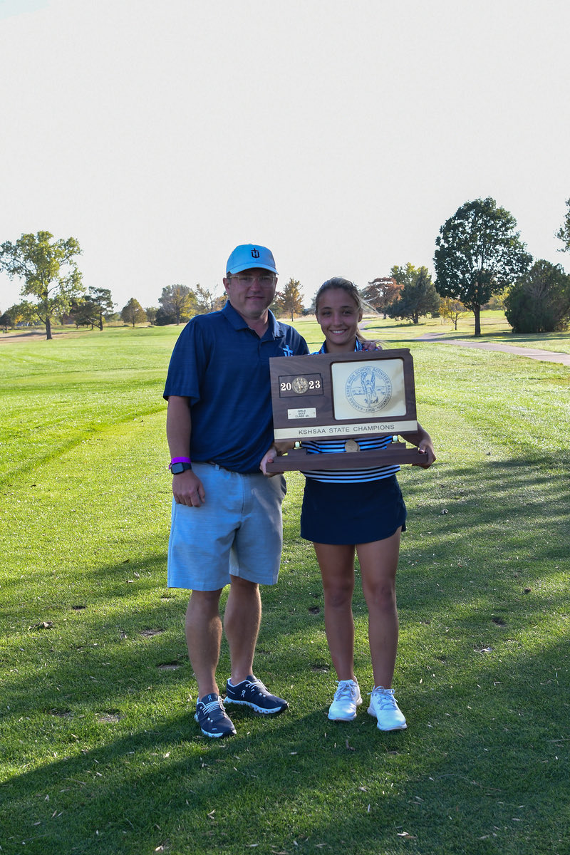 My great friend @CarvelR achieved the ultimate today. He got to see his daughter and her friends win a state championship! He was along her side every step of the way. You can’t imagine how many holes he’s played with her the past few years. #girldad #greatcoach. #greatDAD #myguy