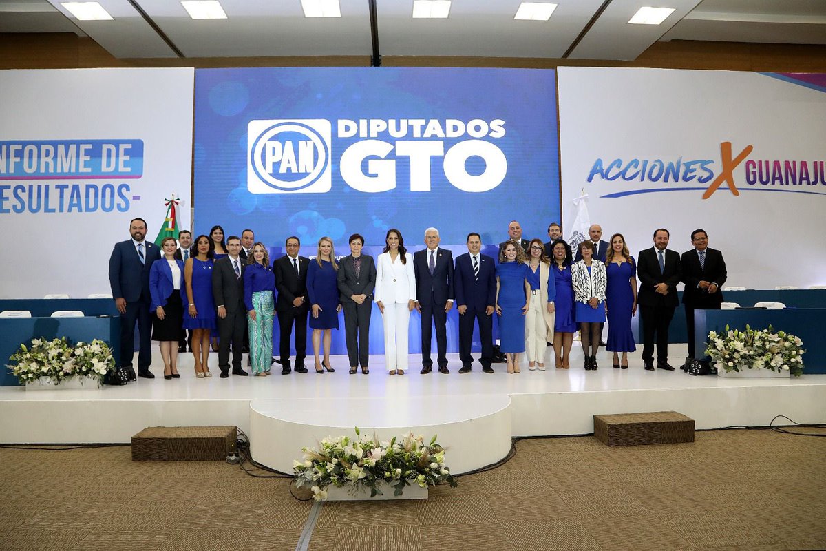 ponchoborja80's tweet photo. El Grupo de @DiputadosPANGto hemos presentado nuestro #2oInforme legislativo en el @CongresoGto 
Ha sido un ejercicio de transparencia y rendición de cuentas, que refrenda nuestro compromiso por seguir escuchando a la ciudadanía de cada uno de nuestros distritos. https://t.co/Wz4kpRCvP9