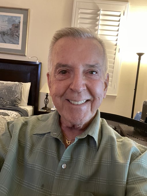 New haircut&mdash;think the penguins will like? https://t.co/CJD1R2SwoX<a href="/tag/suitandtie"class="tags"><span>#suitandtie</span></a><a href="/tag/gaypride"class="tags"><span>#gaypride</span></a><a href="/tag/papi"class="tags"><span>#papi</span></a><a href="/tag/skinnydipping"class="tags"><span>#skinnydipping</span></a><a href="/tag/dilf"class="tags"><span>#dilf</span></a>