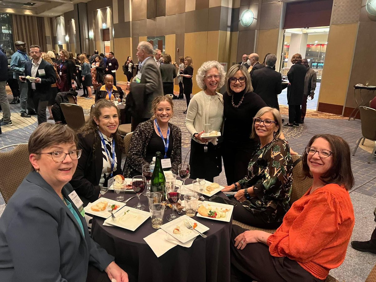 ARosen380's tweet image. The people I have met as a cancer patient advocate are some of the best people. We have the same passion, mission, &amp;amp; drive. We share a mission to help save lives! Thank you @SWOG  &amp;amp; @SupportingSWOG for an opportunity to serve as your AYA research advocate!   #SWOGonc #ayacsm