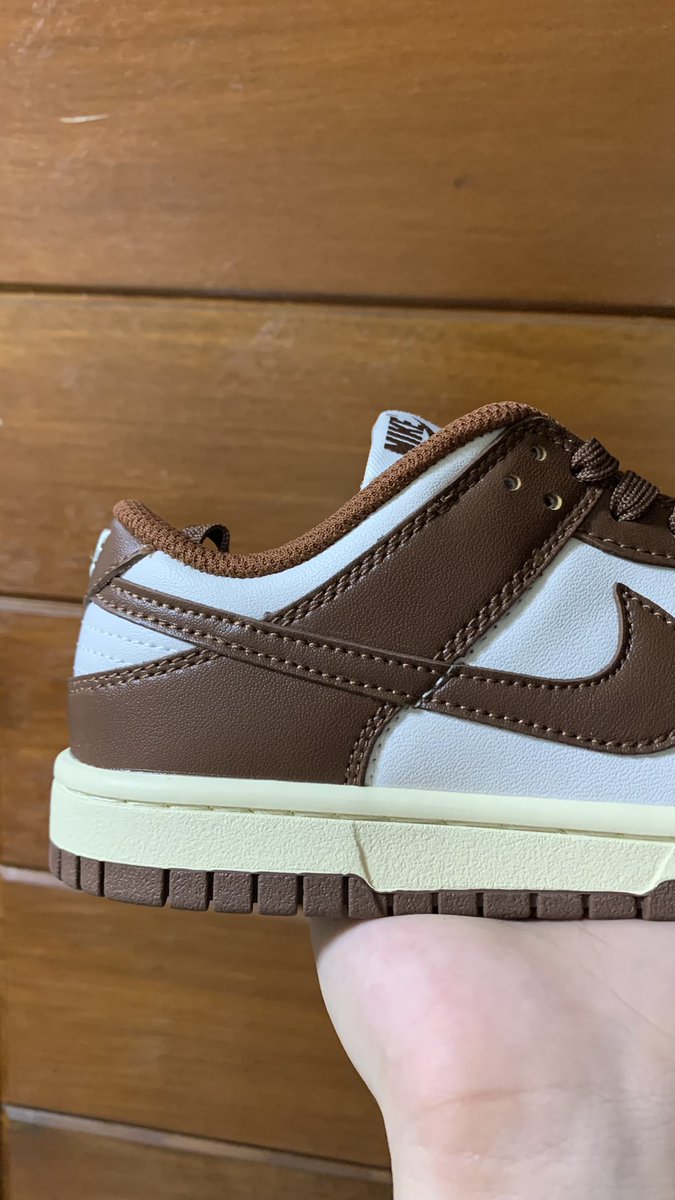Keedosu's tweet photo. ‼️QC APPROVED‼️
Nike Dunks Low “Cacao Wow” 
VT Batch (Mid Tier)

Direct from Factory 🇨🇳
ETA upon ordering 2-3 weeks ✈️
Do you have a specific shoe in mind? Reach out to us at Hillside Reps on Facebook! https://t.co/EUWHWsSCRj