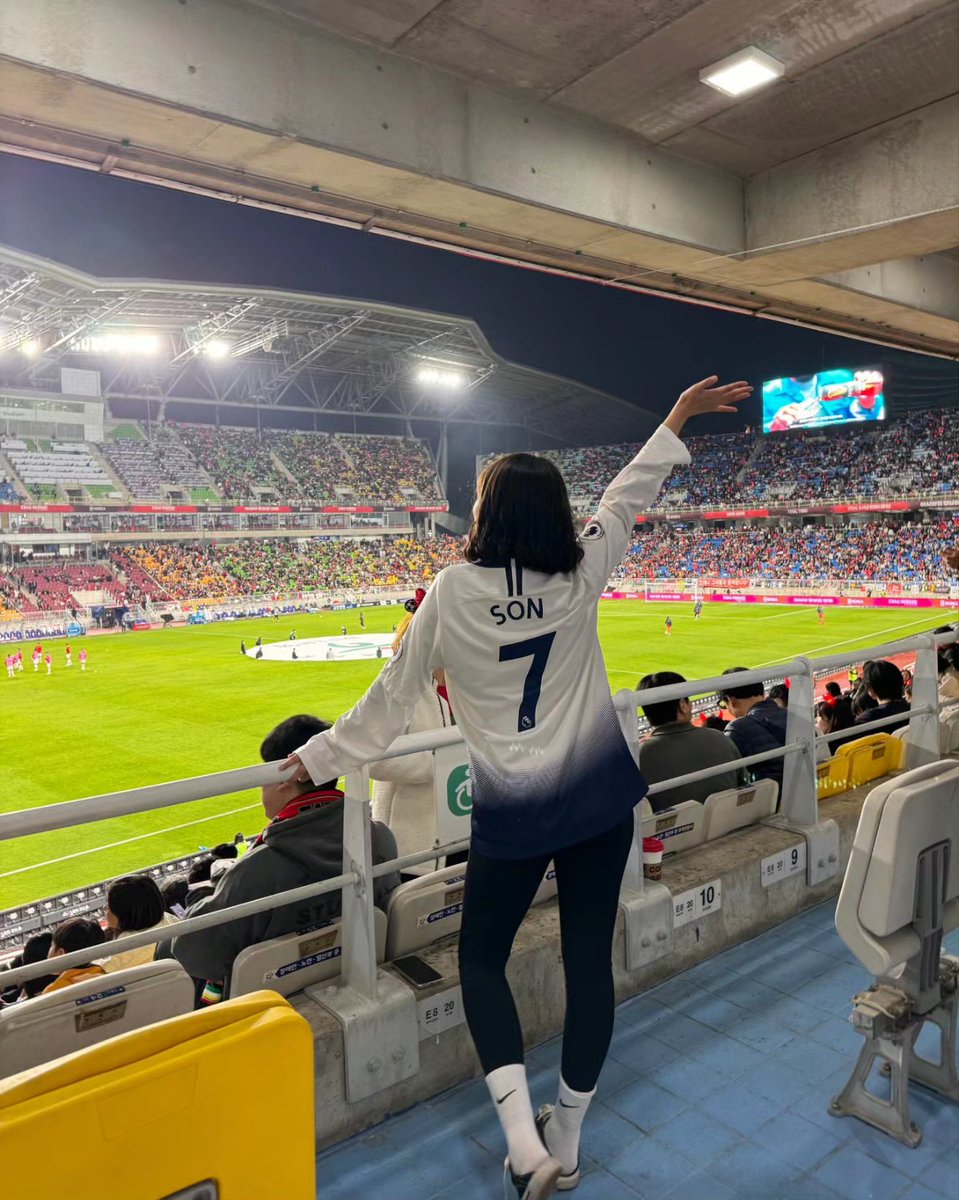 100년만에 축구보고 옴(퇴근마려움