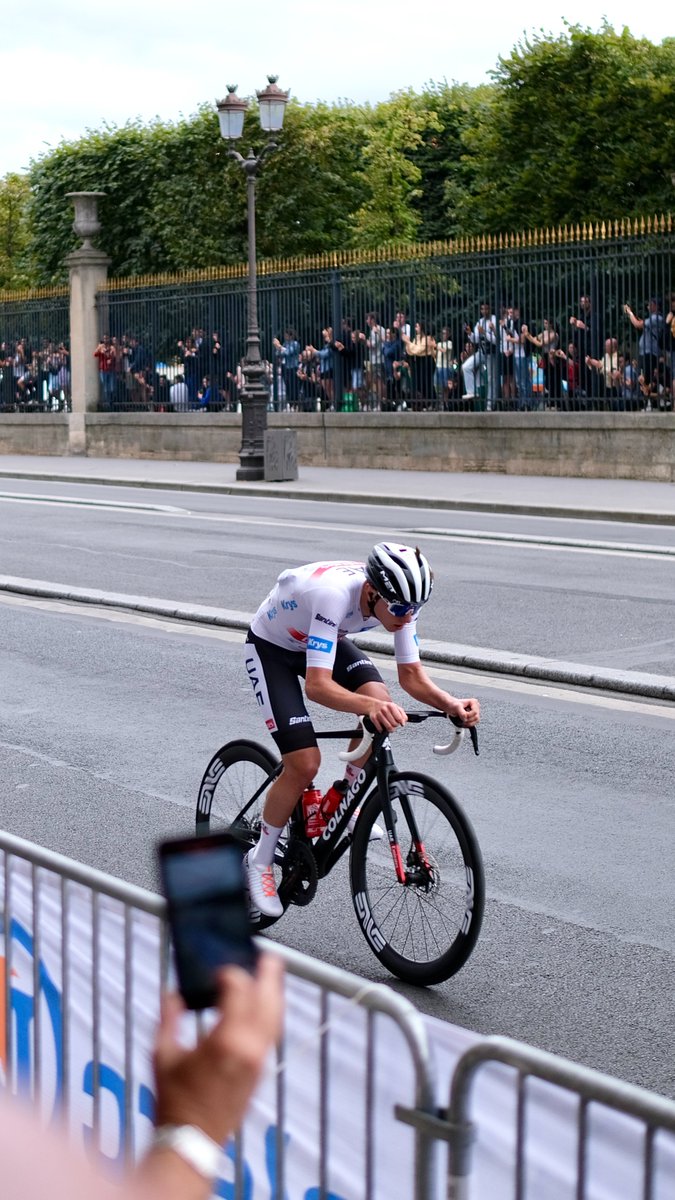 GDerilleux's tweet photo. @Domestique___ @LazkanoOier @DwarsdrVlaander @TamauPogi in the breakaway during the last stage of the Tour de France. https://t.co/J211x1PVoi