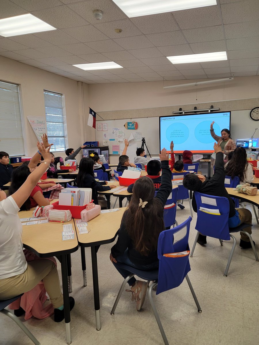 Mrs. Rodriguez tweet media