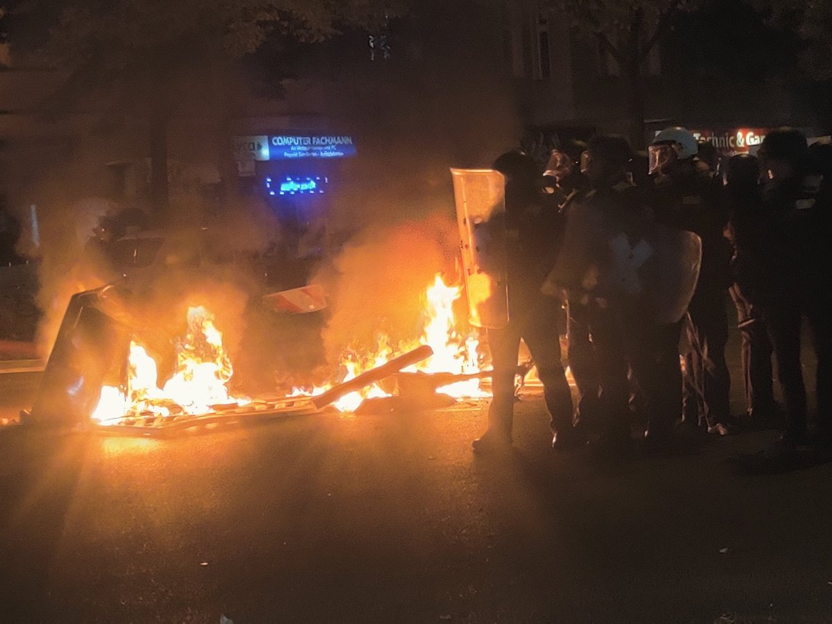 beatbacknews's tweet photo. Wut in Neukölln geht weiter. https://t.co/hsQd0RpFlq