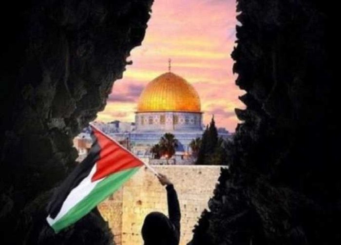 يامن لا يهزم جُنده ولا يخلف وعده، ولا إله غيره، كُن لأهلنا في #فلسطين عونًا ونصيرًا ومعينًا وظهيراً، اللهم احفظ أهلها بعينك التي لا تنام، وأرزقهم الثبات والقوة والتمكين وبارك في إيمانهم وصبرهم، اللهم إجعل لأهل غزة العِزّة النُصرة والغَلَبَة والهيبَة
