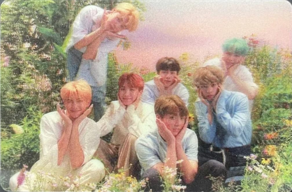 beyondtheakward's tweet photo. Her pob lenticular and 10th anniversary bts festa ot7 photocard dynamite version scan
#btsscan #btsphotocard https://t.co/UeWfQFS9gT