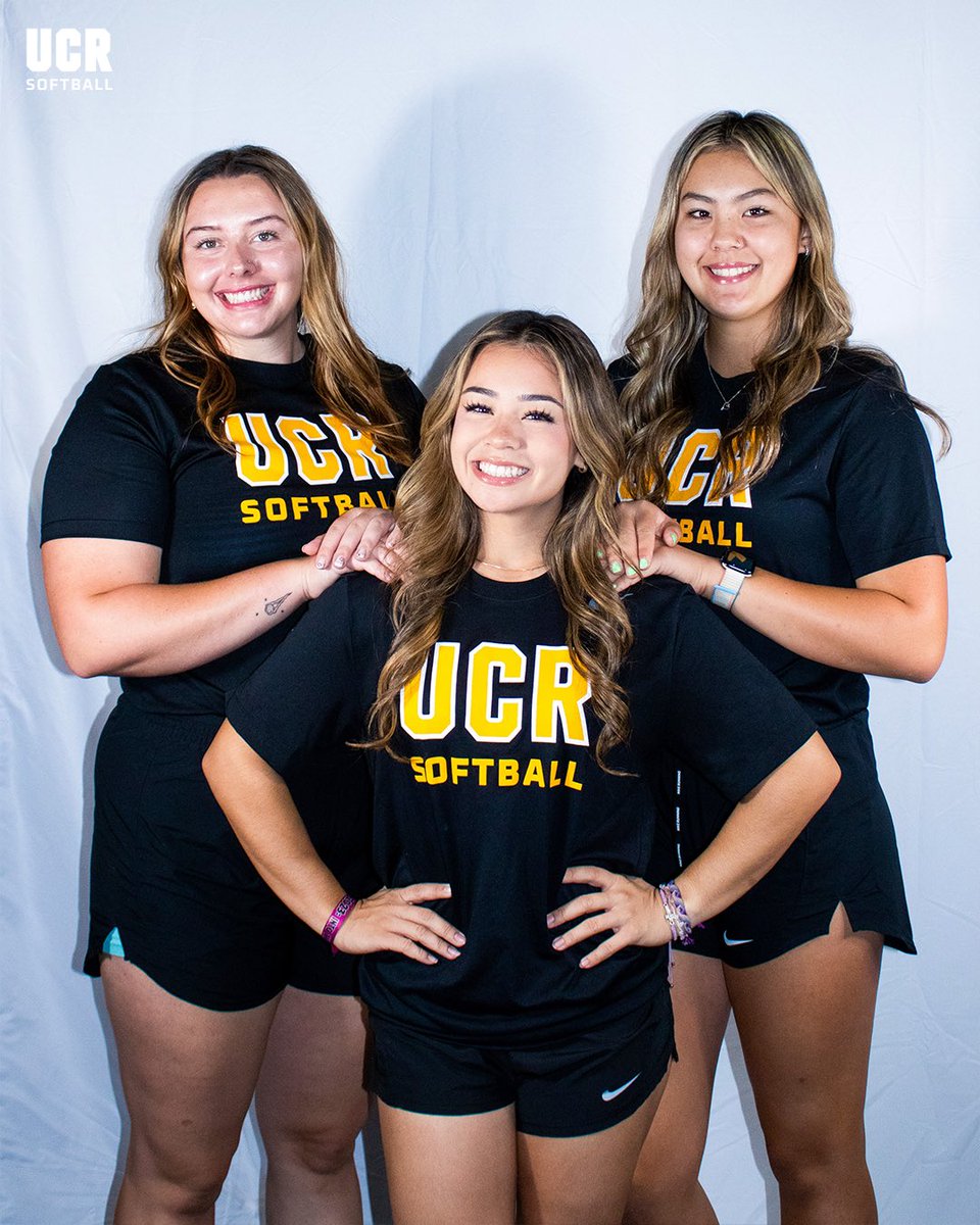 UCRSoftball's tweet photo. Happy birthday Maddie!

#GoHighlanders https://t.co/nbV5j5Ted6