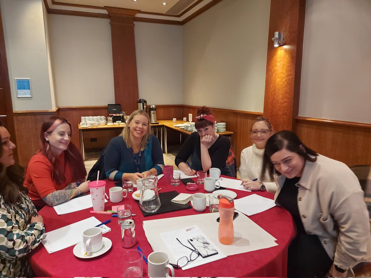 Mary Jobson tweet media