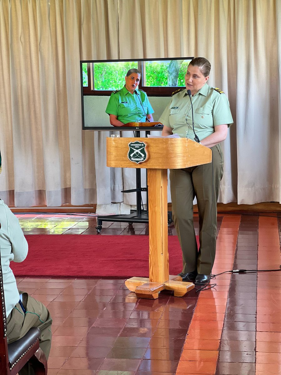 <a href="/CarabDDHHyFam/">Carabineros Derechos Humanos y Prot. de la Familia</a> junto a <a href="/senadis_gob/">Senadis Chile</a> realiza en la <a href="/EscuelaCarab/">EscuelaCarab</a> emotiva charla presencial y on line de la atleta paraolímpica <a href="/Fran_Mardones/">Francisca Mardones</a> donde nos contó sobre su vida, deporte, discapacidad, inclusión y rol de <a href="/Carabdechile/">Carabineros de Chile</a> en los próximos <a href="/santiago2023/">Santiago 2023</a> #CarabinerosDeTodos