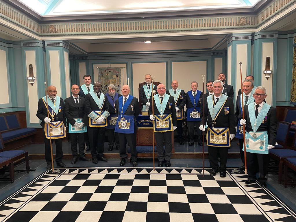 Excellent meeting tonight at Logic Club lodge 6269 for the installation of the new master in traditional Logic working. @LondonMasons