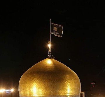🇮🇷🇮🇱 The Black Flag has been raised over Razavi Shrine in Mashhad, Khorasan province, Iran.

This is a call for war or vengeance.