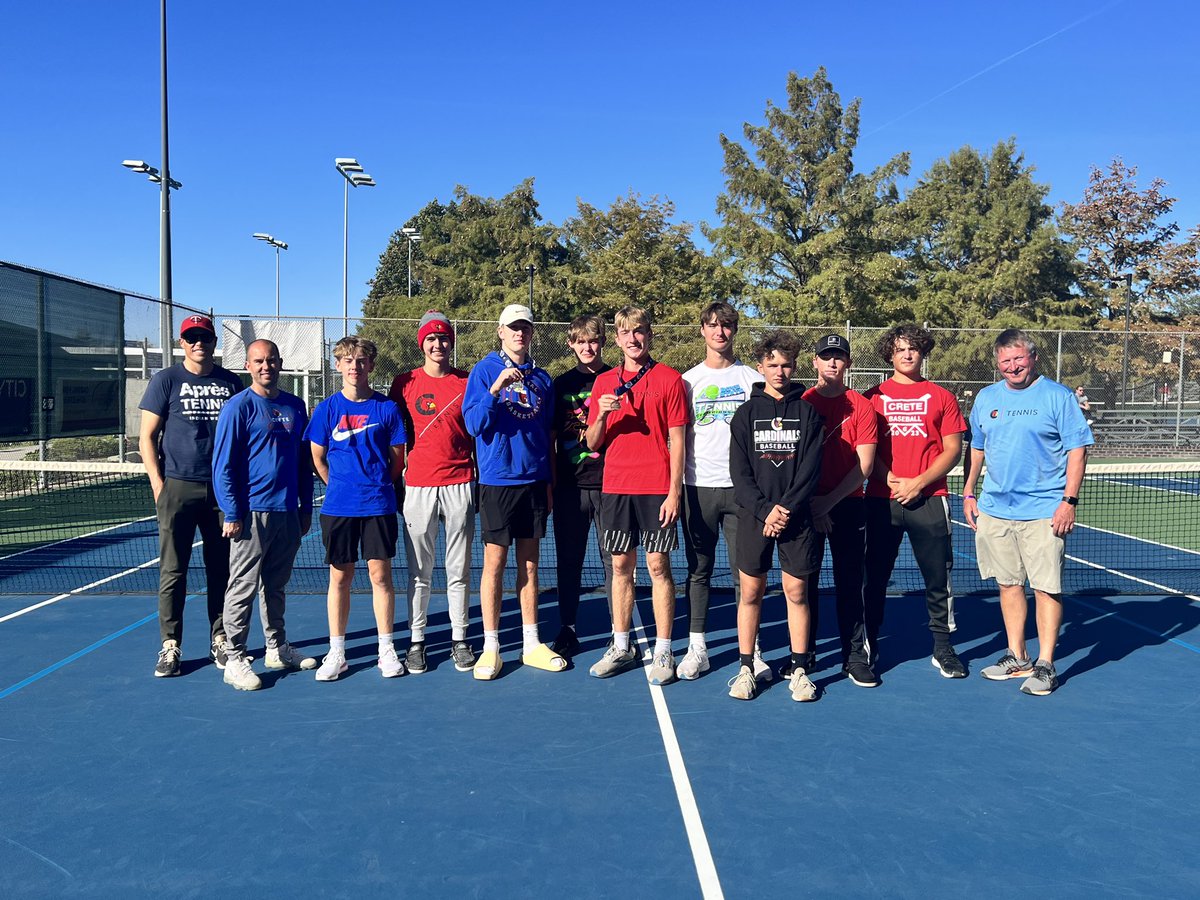 CardsBoysTennis's tweet image. And that’s a wrap on the 2023 season. Team finishes 5th, Trace Egge got 4th and finished w a record of 38-6 at 2 singles and Aidan McDowell repeats at 1 and a 40-2 final record!