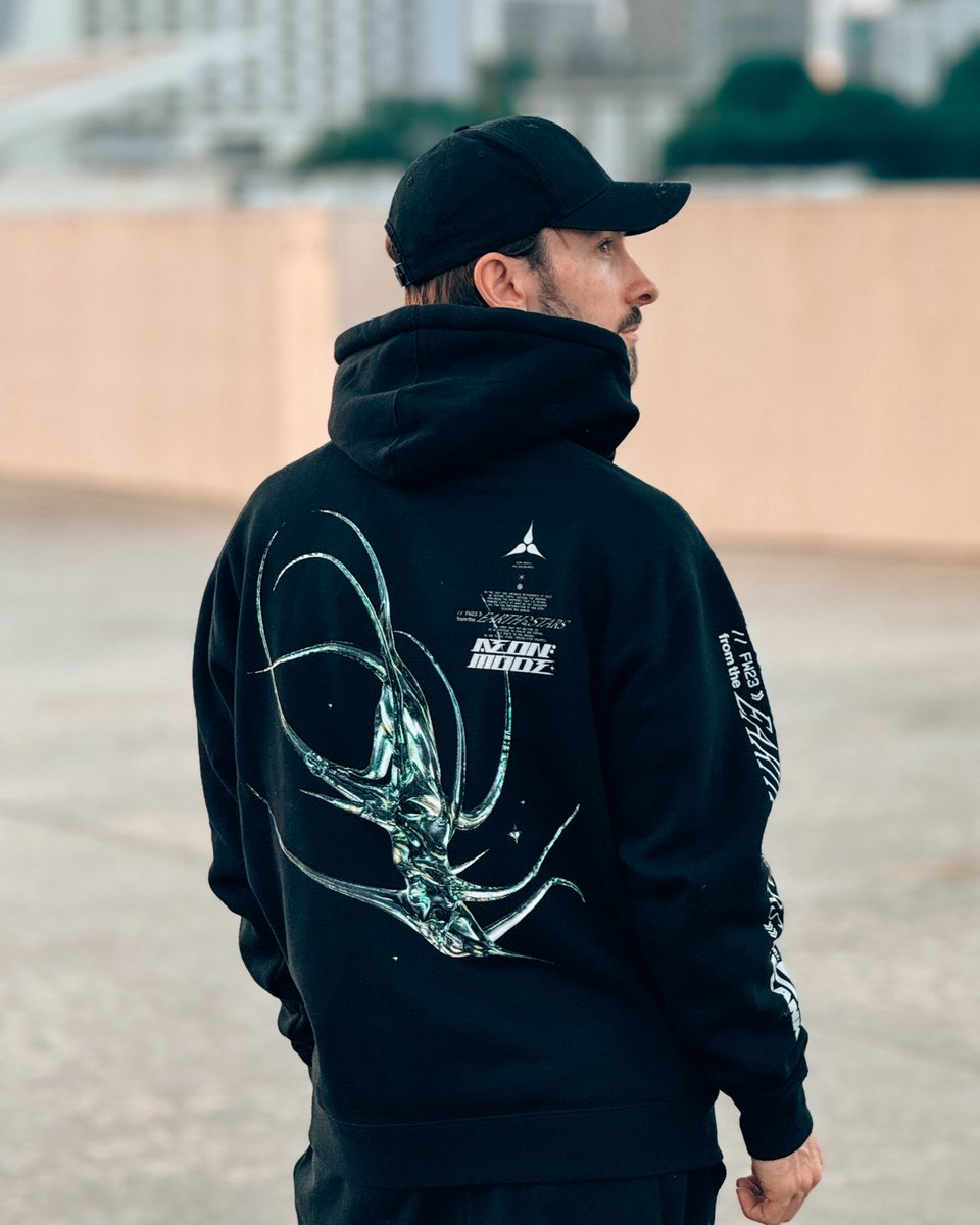 blankemusic's tweet photo. 🌌 ÆON:MODE MERCH DROP THIS WEEK 🌌

Very first @aeon_mode Jersey w reflective embroidery, new Tee, new Hoodie and full sweat suit featuring designs by @safehaven_hq 

Early access drop is this Thursday 12 noon PT - Text the word merch to +1 (205) 606-2351 Or sign up link in bio https://t.co/KfSGkCuB6i