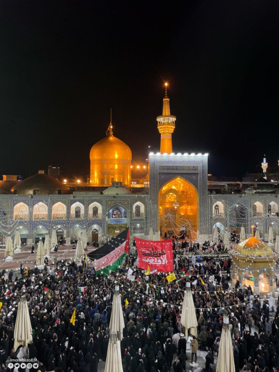 ImamRezaEN's tweet photo. In an unprecedented gesture and by the order of the custodian of Astan Quds Razavi, the black flag has been hoisted above the illuminated and pure Razavi dome, and drum beating will not be played tomorrow. 

#GazaAttack #PalestineGenocide https://t.co/8cx8F5WYqh