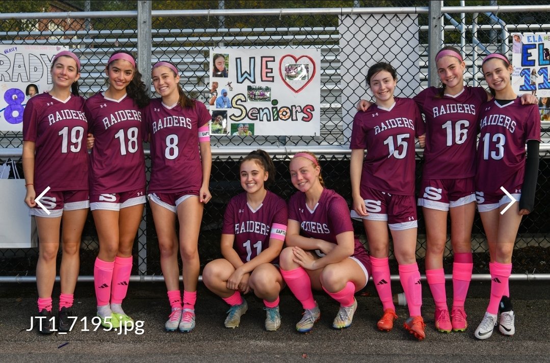 Scarsdale 1 Mamo0
Senior Night
Goal: Stella Van Arsdale 
Assist: Gia Asen
Mamo GK: Anna Goldsamt 8 saves
SD GK: Lilly Tessler 4 saves
#thankyouDersSeniors