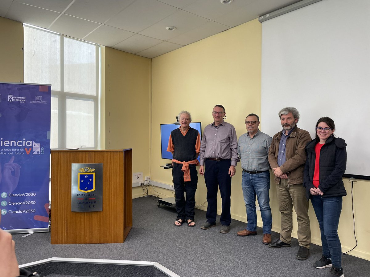 Innova UV (@innova_uv) on Twitter photo 📸 Director de Innovación y Transferencia Tecnológica de la <a href="/uvalpochile/">Universidad de Valparaíso</a>, <a href="/AleDinamarca/">Alejandro Dinamarca</a>, participa en la conferencia "On the origins of innovations in life's evolution" realizada por Andreas Wagner, investigador de la Universidad de Zurich (@ZHAWLinguistik). 📸 Director de Innovación y Transferencia Tecnológica de la <a href="/uvalpochile/">Universidad de Valparaíso</a>, <a href="/AleDinamarca/">Alejandro Dinamarca</a>, participa en la conferencia "On the origins of innovations in life's evolution" realizada por Andreas Wagner, investigador de la Universidad de Zurich (@ZHAWLinguistik).