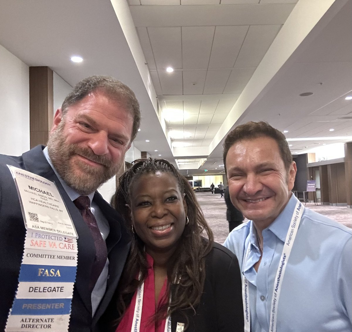 Candidate for @ASALifeline Vice Speaker, Dr. Tracey Straker (NY) with Drs. Michael Simon (NY) and Antonio Hernandez Conte (CA). #ANES23