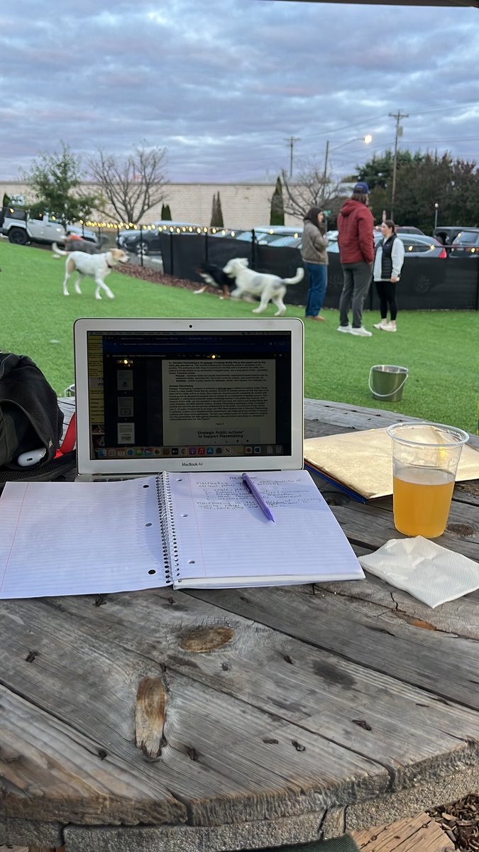 Sabrinaaa7219's tweet photo. dog park, bar, homework, the grind is real https://t.co/iDcVnPzfsf