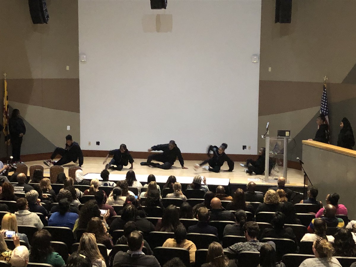 bcps_par's tweet photo. Day 1 of the Maryland Cultural Proficiency Conference ended with dancing, remarks from our #1 leader @MyriamYarbrough, and a student panel to hear student voices. @TheMCPC #mcpc2023 #studentvoice #TeamBCPS #BCPSPAR https://t.co/zcHX7BghAH