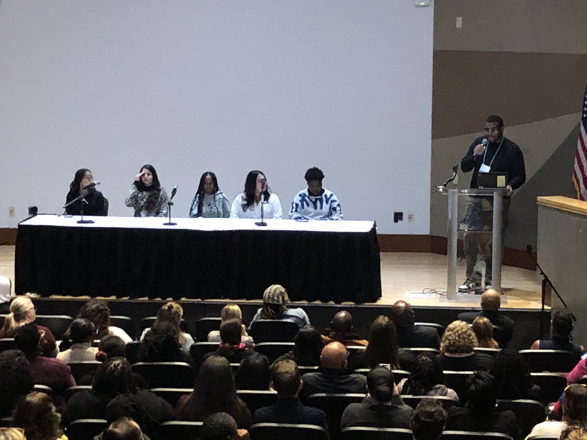 bcps_par's tweet photo. Day 1 of the Maryland Cultural Proficiency Conference ended with dancing, remarks from our #1 leader @MyriamYarbrough, and a student panel to hear student voices. @TheMCPC #mcpc2023 #studentvoice #TeamBCPS #BCPSPAR https://t.co/zcHX7BghAH