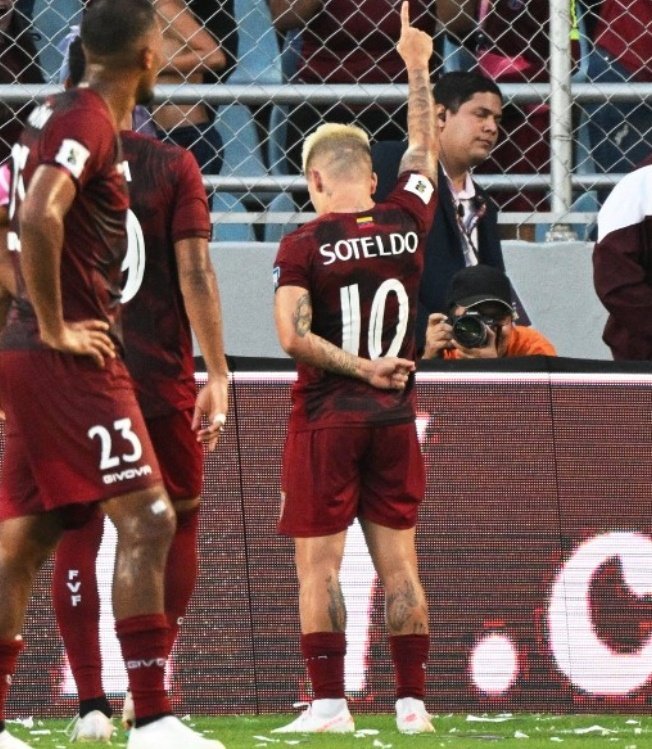 El partido de Yeferson Soteldo ante Chile es para poner en un cuadro. Qué jugador el 10.