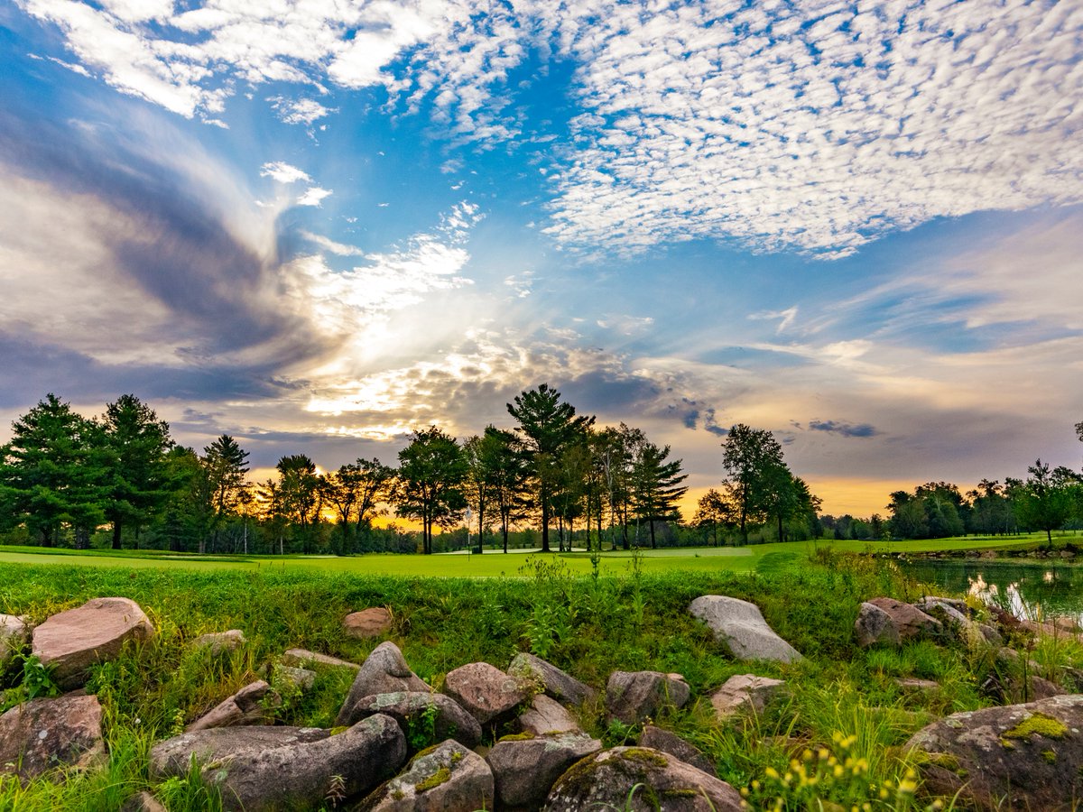RTJ2GolfDesign's tweet photo. RTJ's very own @SentryWorld is set to host the @AJGAGolf's 2025 Rolex Girls Junior Championship. What an honor for an incredible course!
#RTJII #SentryWorld #GolfBeauty https://t.co/4JUxvFZqq2