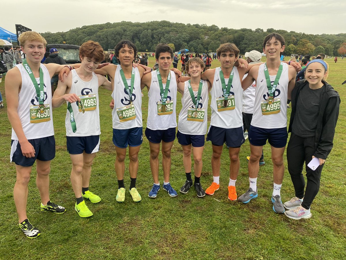 SJP_Track's tweet photo. SJP varsity take the win over SJS today (28-29). Varsity finishes 4-1 to earn 2nd in the Catholic Conference regular season. Very proud of this crew. None were in the top-7 a year ago… These guys stepped up!

Frosh squad remains undefeated (5-0), and regular season CC Champs! https://t.co/EZe0mk6DUU