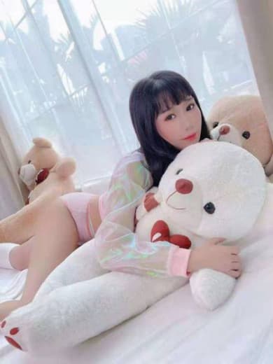 RaymondClara8's tweet photo. 50号妹妹：丽水莲都区城东路附近
车票：4张/次，6张/两次,12张/夜，林林，甜甜的下面感觉还比较紧，她扭啊扭啊的我一个松懈差点缴枪，赶紧挺身坐起来，跟 妹子说换个姿势，自己在上面，掌握了主动后才稍微好些 
妹妹联系方式看置顶推文 #丽水约炮 #丽水兼职 #丽水上门 #丽水 https://t.co/qxPUDvNUqV