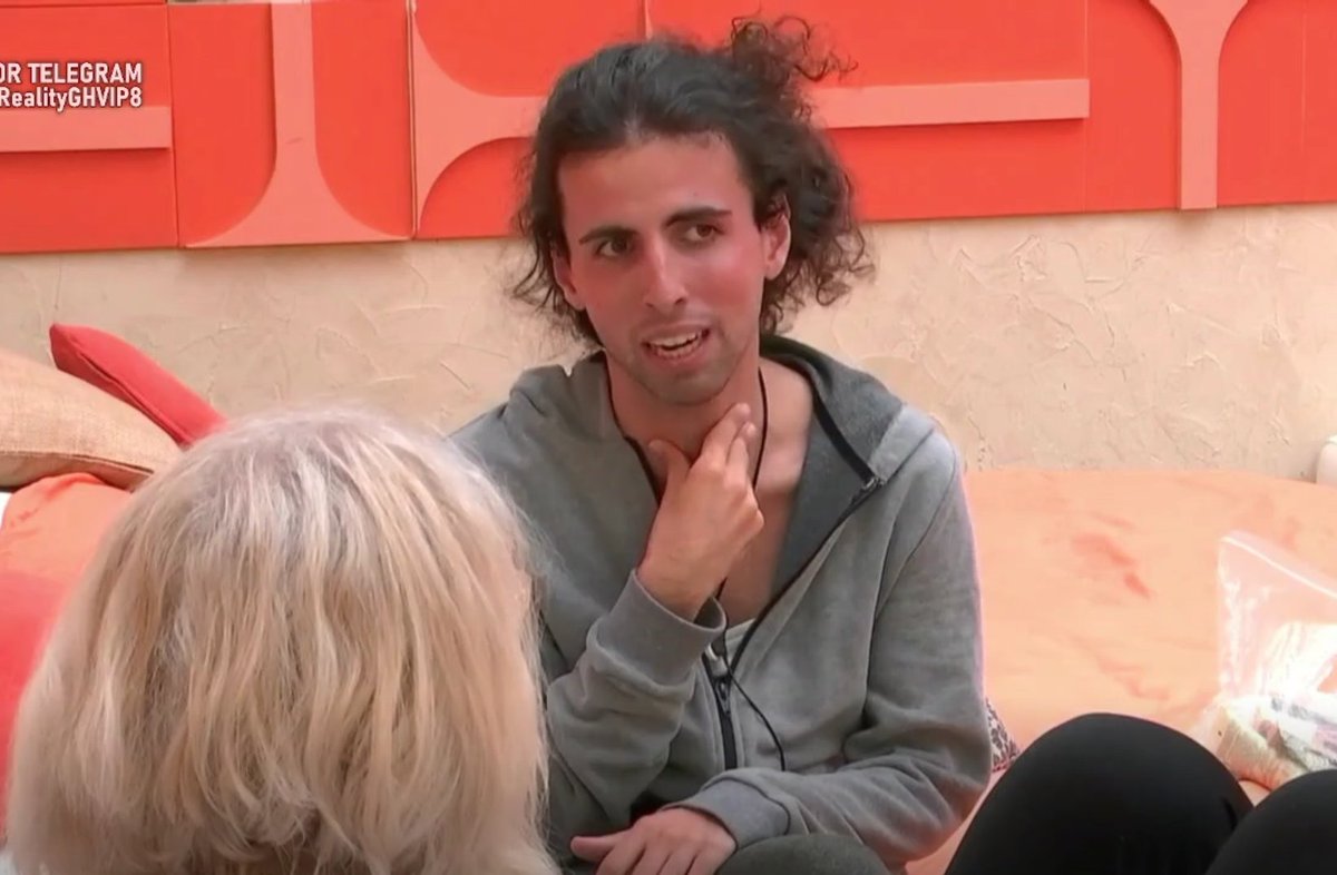 Tyshha's tweet image. #GHVIP180 ya se están dorando la píldora las falsas... otra vez dándole la vuelta a la tortilla 🙄