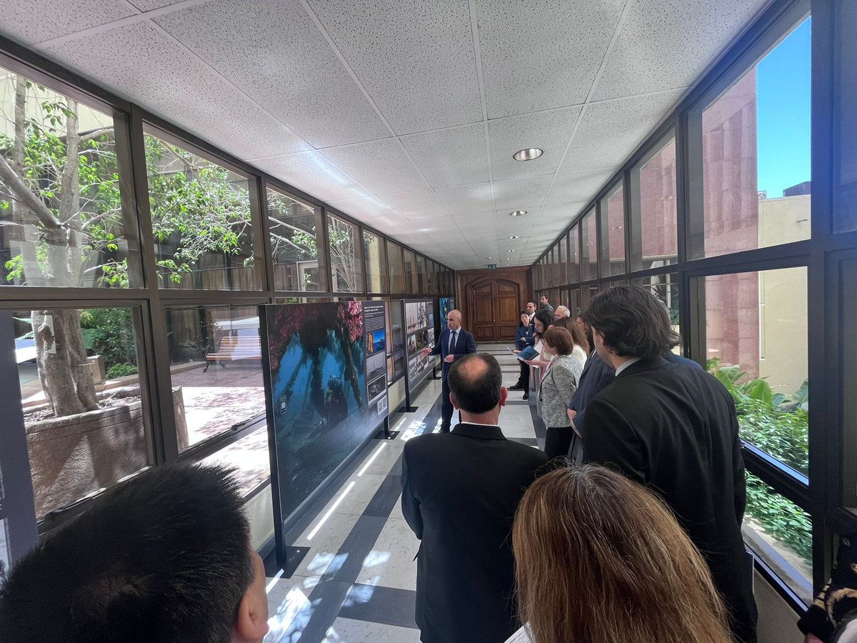 oceanoycultura's tweet photo. Hoy, junto a @ARQMAR_org y Arka, participamos en la inauguración de la exposición La memoria sumergida en el Congreso Nacional. Convocados por @IocUnesco, la muestra parte de la Convención sobre la Protección del Patrimonio Cultural Subacuático, un desafío pendiente para Chile. https://t.co/3RZGwUzZtu