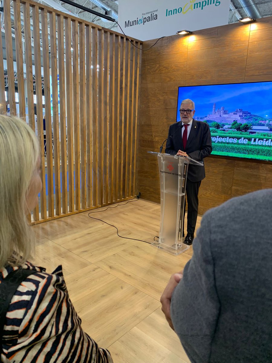 🏘️✨En #Municipalia Feria Equipamientos y servicios para Ayuntamientos en #Lleida

🙌 Lugares comunes,buscando soluciones a nuestros problemas del día a día municipal 

🫶 Intercambios de experiencias y retos para mejorar la vida en nuestros pueblos 👉en mi caso #AlcoleadeCinca❤️
